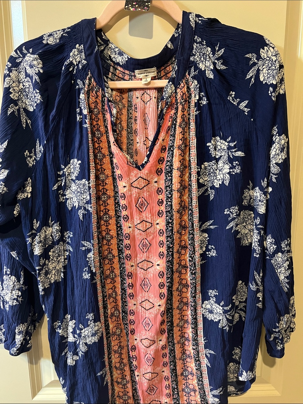 Navy Floral & Pink Patterned V-Neck Tunic Top H260